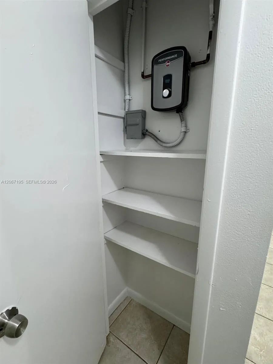 1746 3rd Ave N #2 Lake Worth, FL 33460