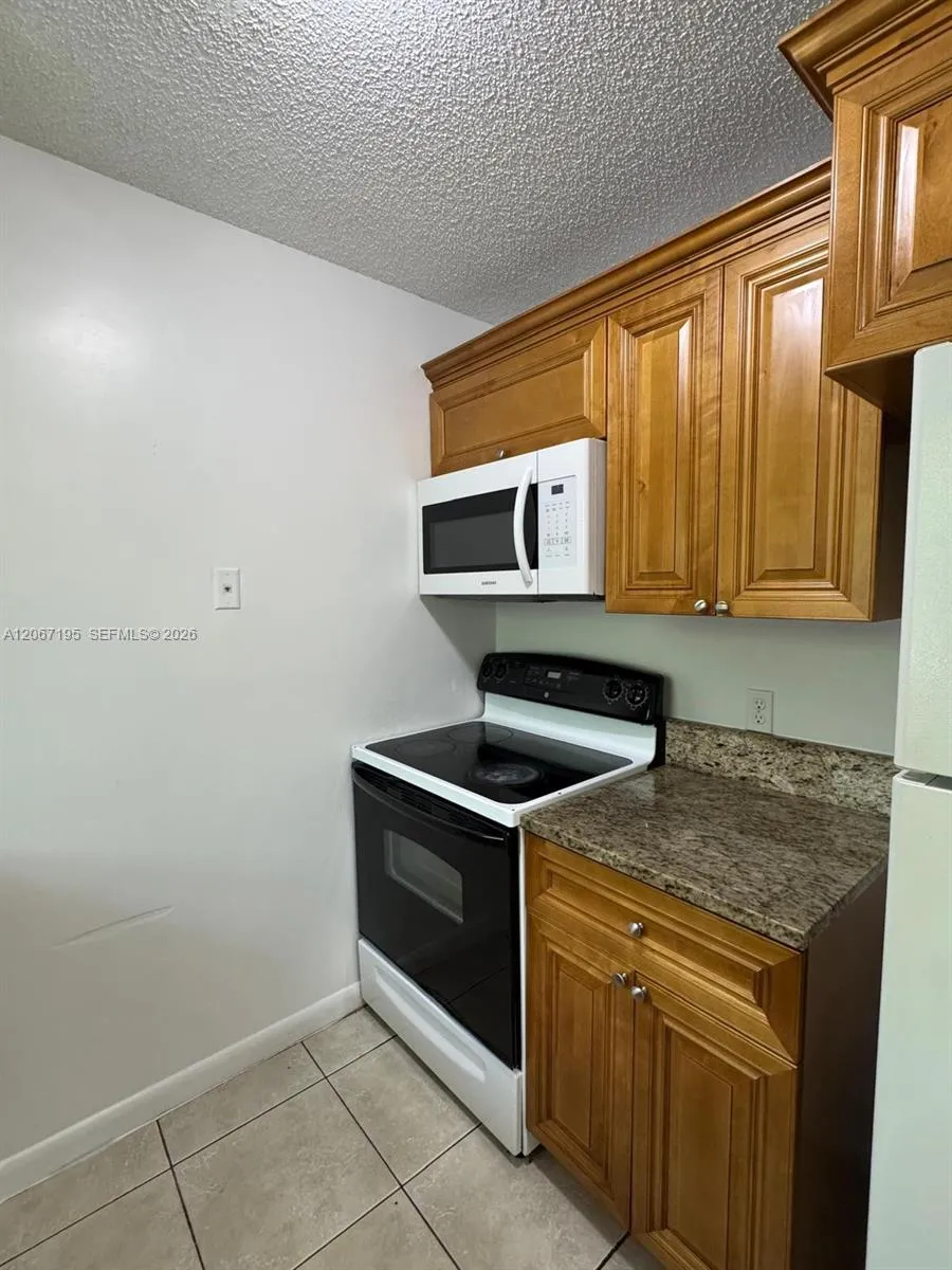 1746 3rd Ave N #2 Lake Worth, FL 33460