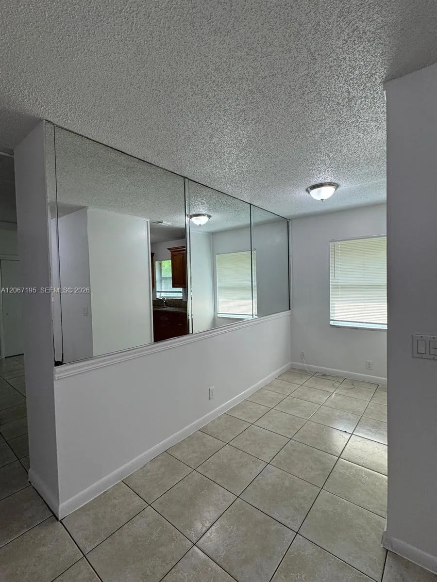 1746 3rd Ave N #2 Lake Worth, FL 33460