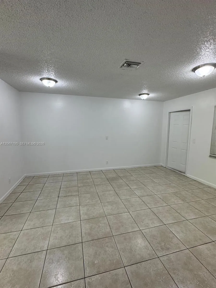 1746 3rd Ave N #2 Lake Worth, FL 33460