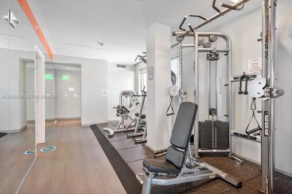 10155 Collins Ave #902 Bal Harbour, FL 33154