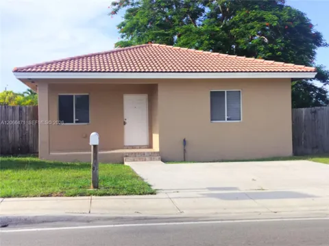 11705 SW 184 ST