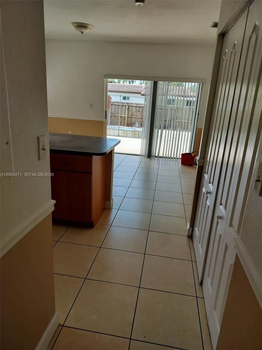 11705 SW 184 ST Miami, FL 33177
