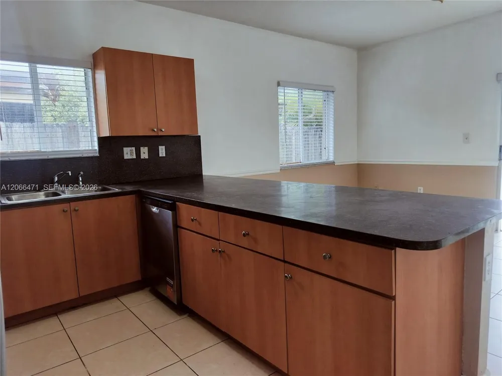 11705 SW 184 ST Miami, FL 33177