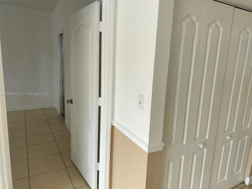11705 SW 184 ST Miami, FL 33177