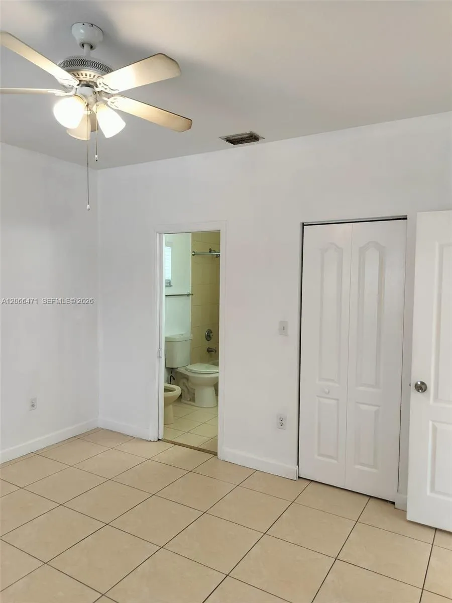 11705 SW 184 ST Miami, FL 33177