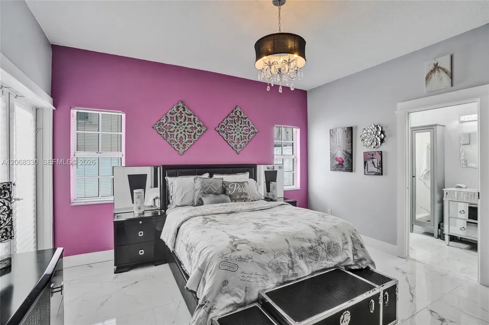8816 NW 149th Ter Miami Lakes, FL 33018