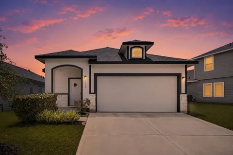 1118 Bending Trail Drive