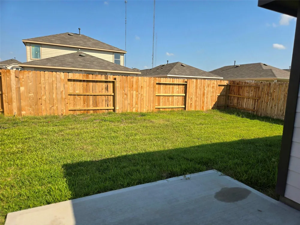 3042 Kalimera Lane Fresno, TX 77545
