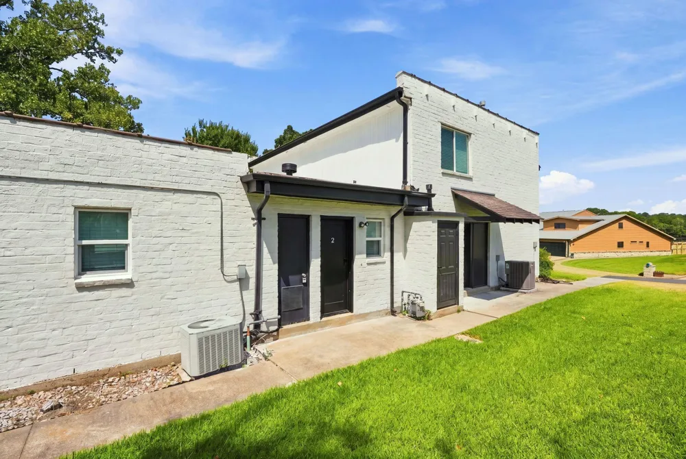 1919 20th Street Huntsville, TX 77340