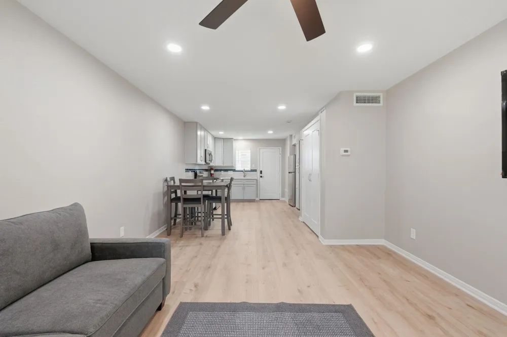 1919 20th Street Huntsville, TX 77340