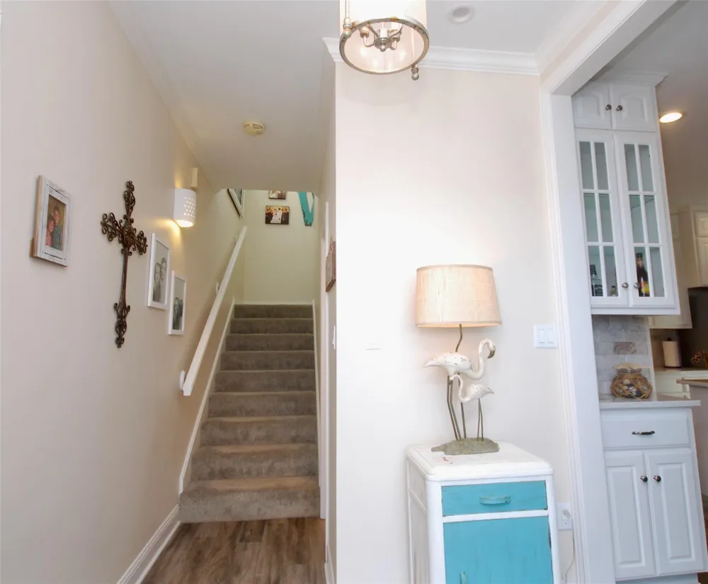 102 Smith Cove Road Rockport, TX 78382