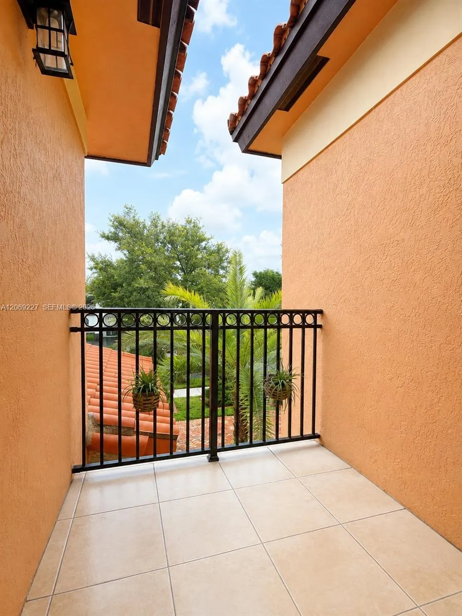 15951 NW 79th Ct Miami Lakes, FL 33016