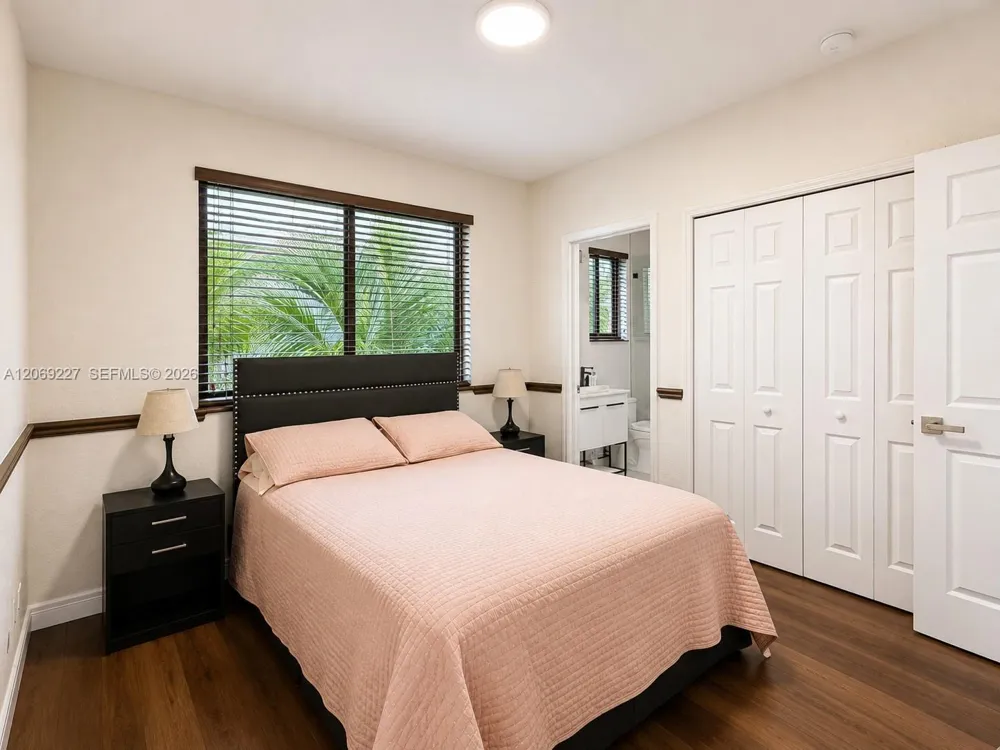 15951 NW 79th Ct Miami Lakes, FL 33016