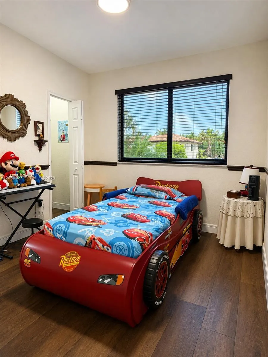 15951 NW 79th Ct Miami Lakes, FL 33016