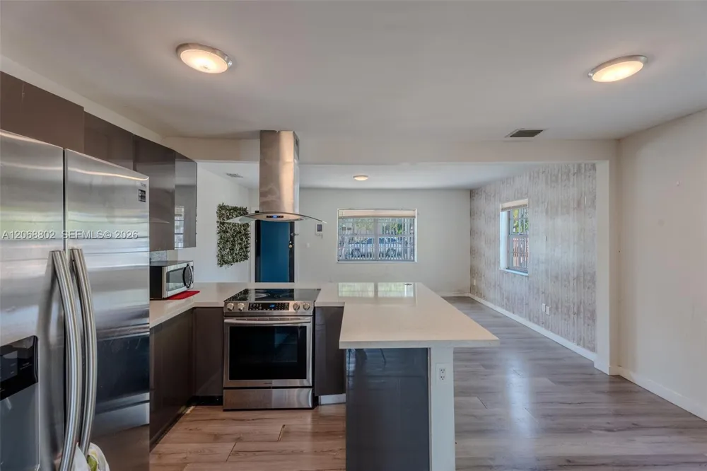 3311 NW 16th Ter Miami, FL 33125