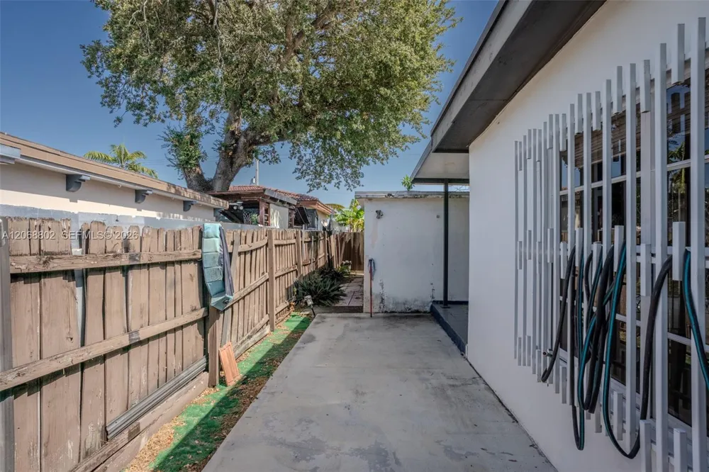 3311 NW 16th Ter Miami, FL 33125