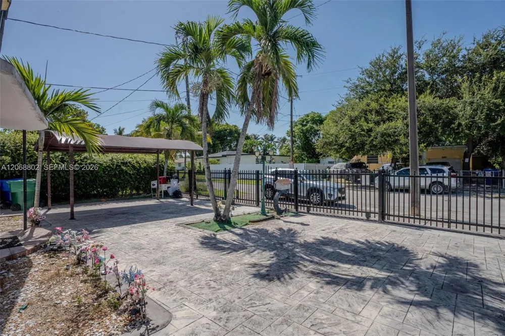 3311 NW 16th Ter Miami, FL 33125