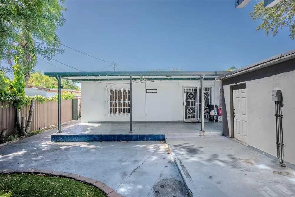 3311 NW 16th Ter Miami, FL 33125