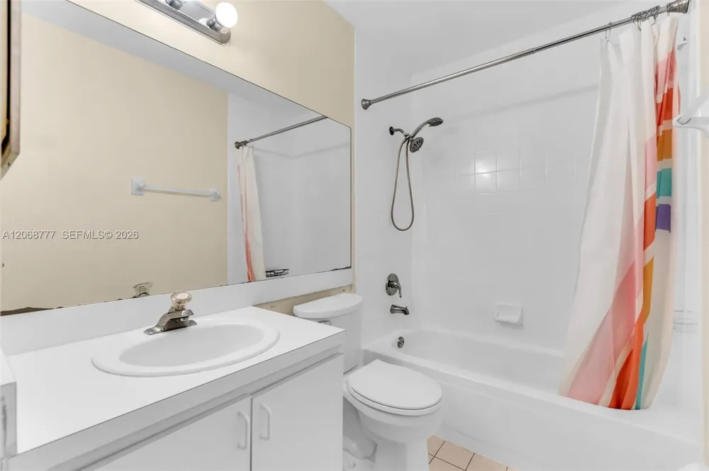 7070 NW 173rd Dr #304 Hialeah, FL 33015