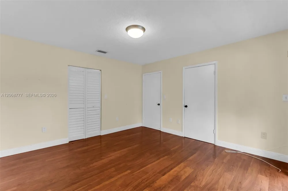 7070 NW 173rd Dr #304 Hialeah, FL 33015