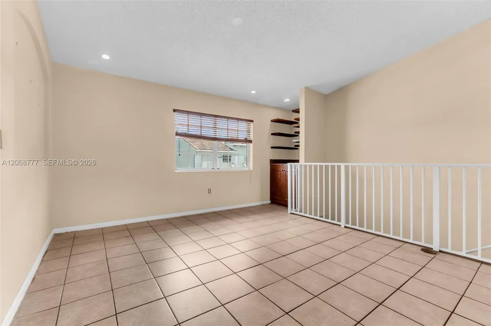 7070 NW 173rd Dr #304 Hialeah, FL 33015