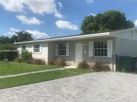 17940 NW 85th Ave