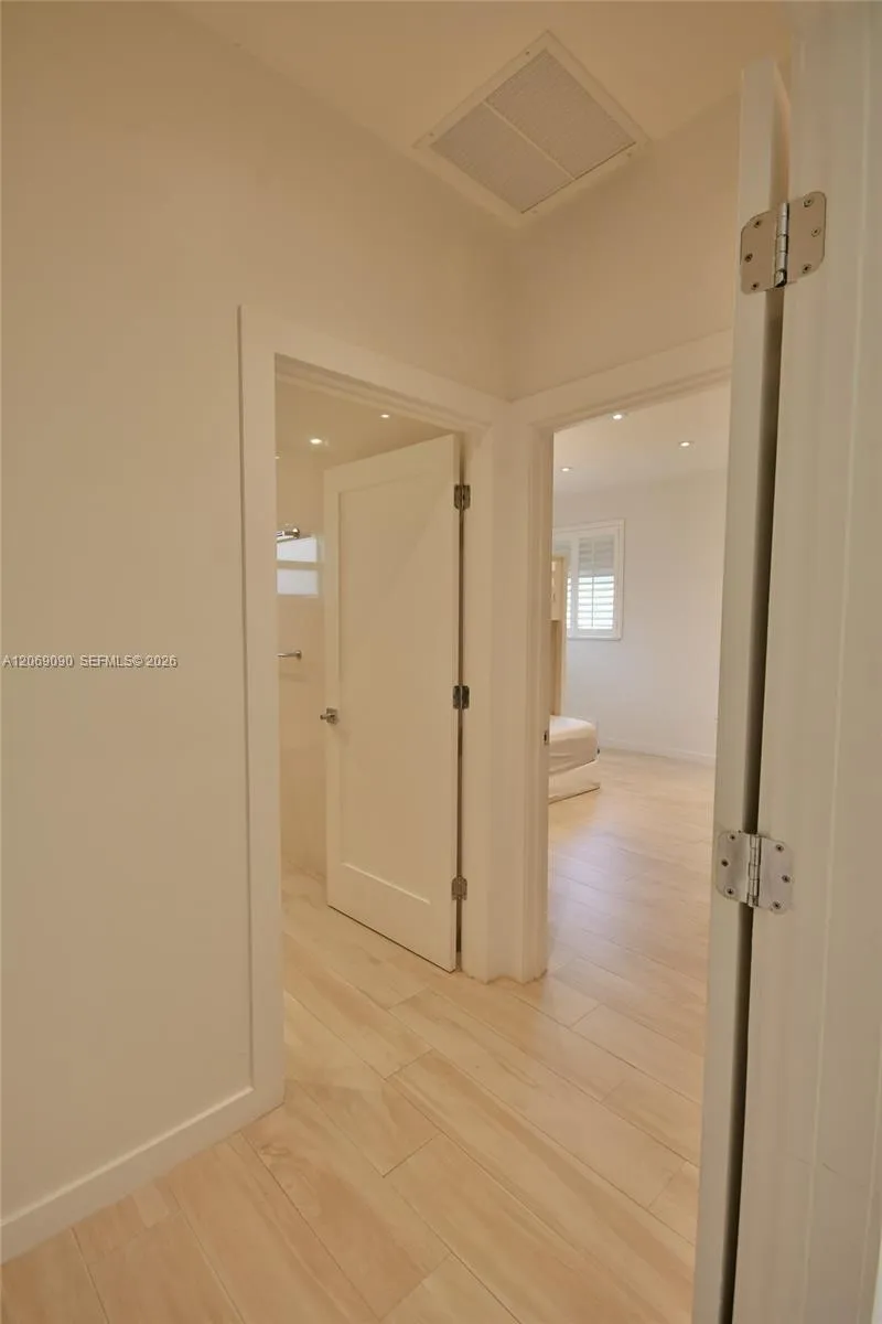 55 Ocean Lane Dr #4031 Key Biscayne, FL 33149