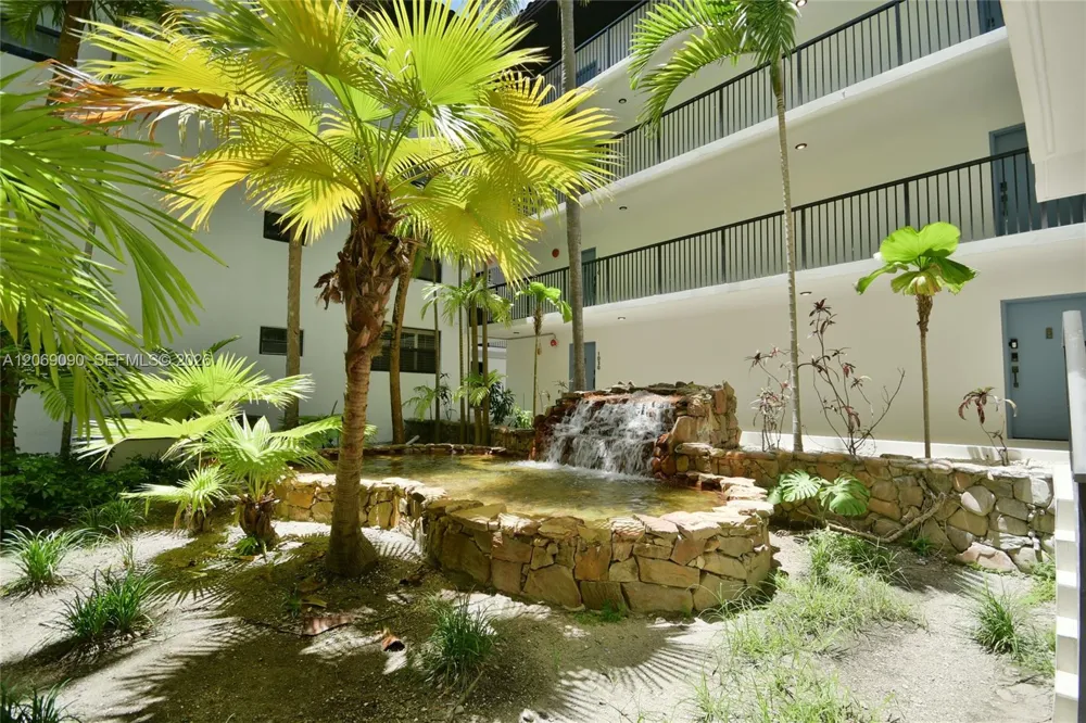 55 Ocean Lane Dr #4031 Key Biscayne, FL 33149