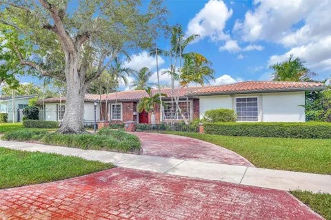 8560 SW 85th Ave