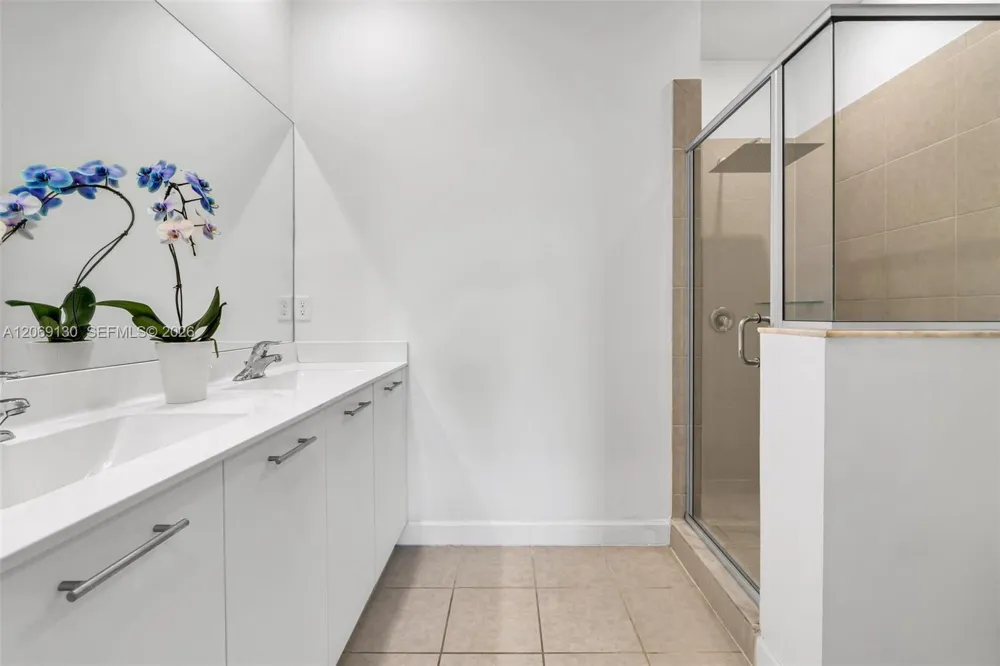 12613 NW 23rd Pl Miami, FL 33167