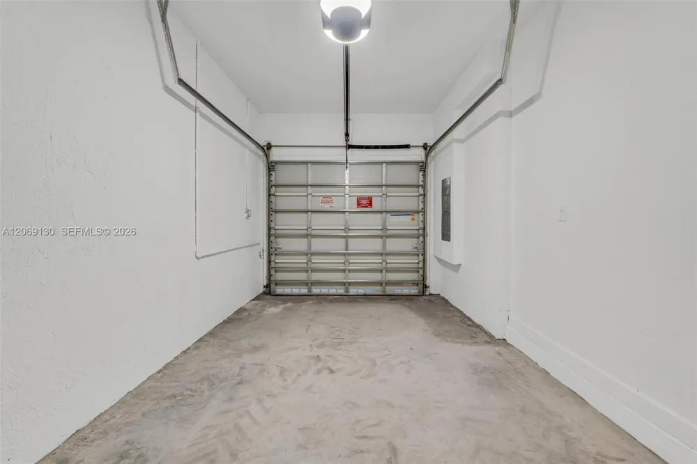 12613 NW 23rd Pl Miami, FL 33167
