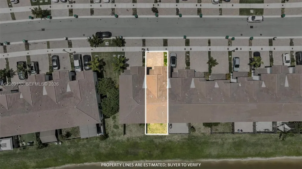 12613 NW 23rd Pl Miami, FL 33167