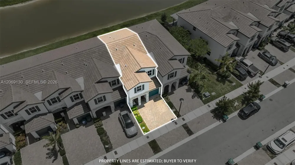 12613 NW 23rd Pl Miami, FL 33167