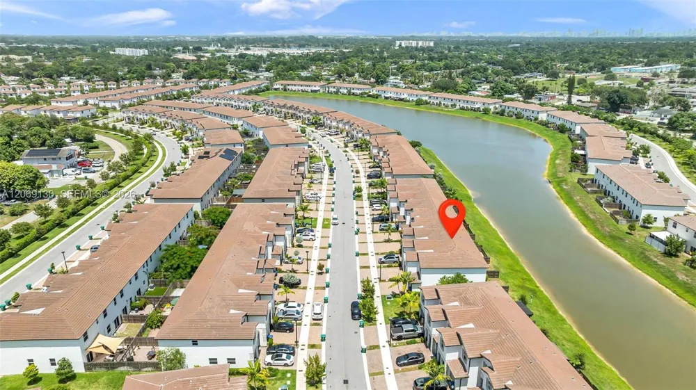 12613 NW 23rd Pl Miami, FL 33167
