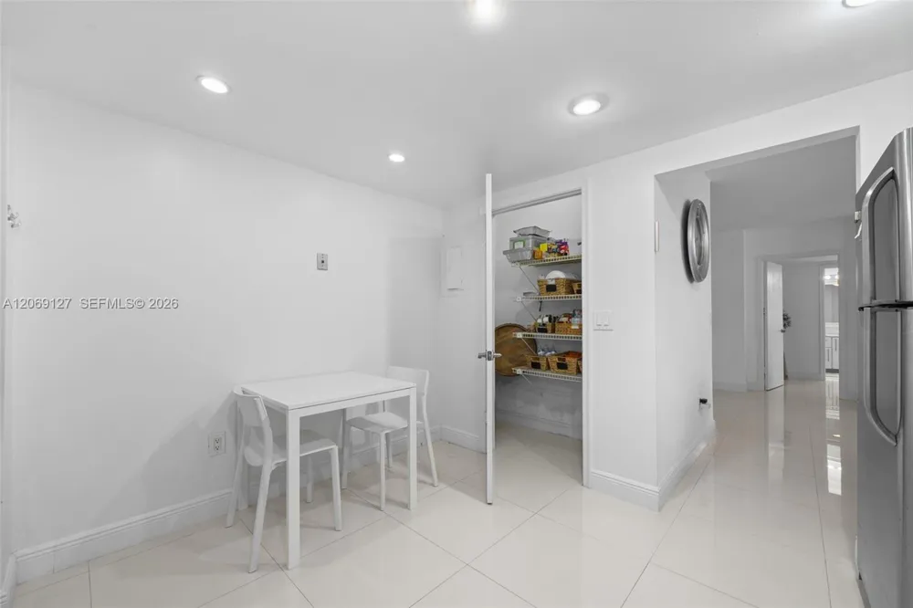 9801 Collins Ave #20V Bal Harbour, FL 33154