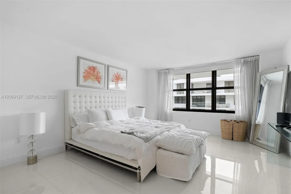 9801 Collins Ave #20V Bal Harbour, FL 33154