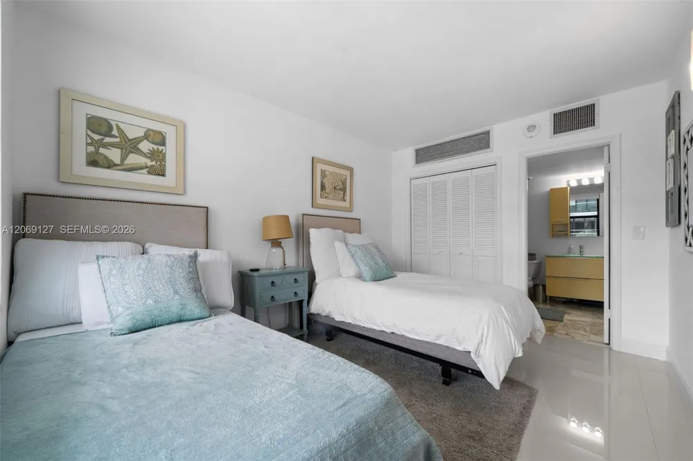 9801 Collins Ave #20V Bal Harbour, FL 33154