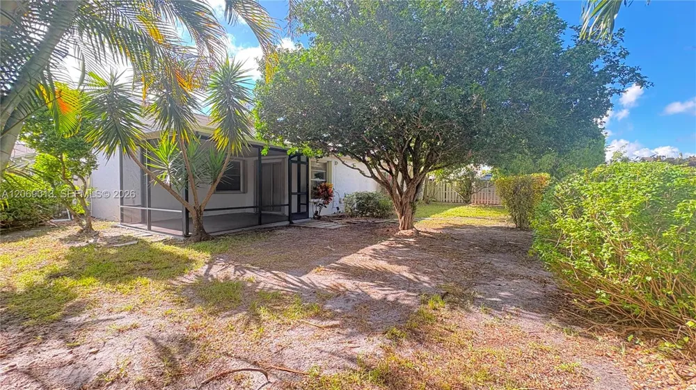 821 W Beckley Sq Davie, FL 33325