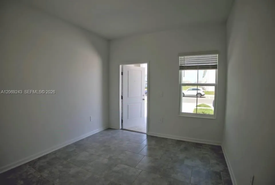 2837 Pierr Davenport, FL 33837