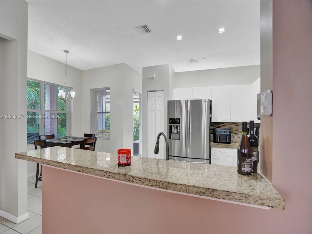 938 Bluewood Ter Weston, FL 33327