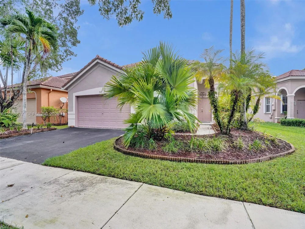 938 Bluewood Ter Weston, FL 33327