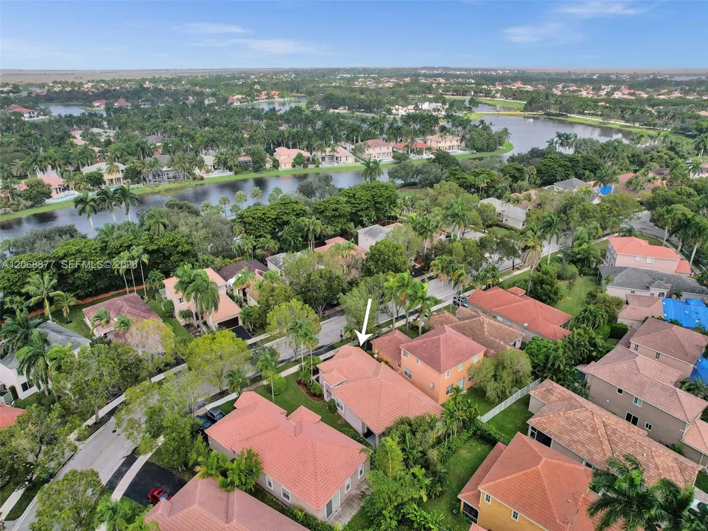 938 Bluewood Ter Weston, FL 33327