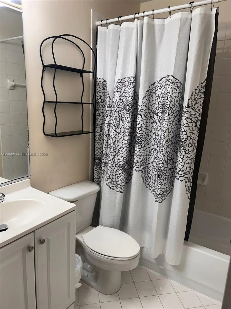 14379 SW 120th Ct #5-7 Miami, FL 33186