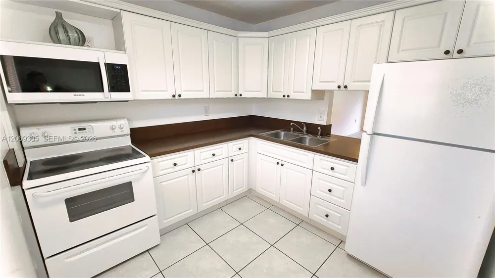 7910 Camino Real #314 Miami, FL 33143