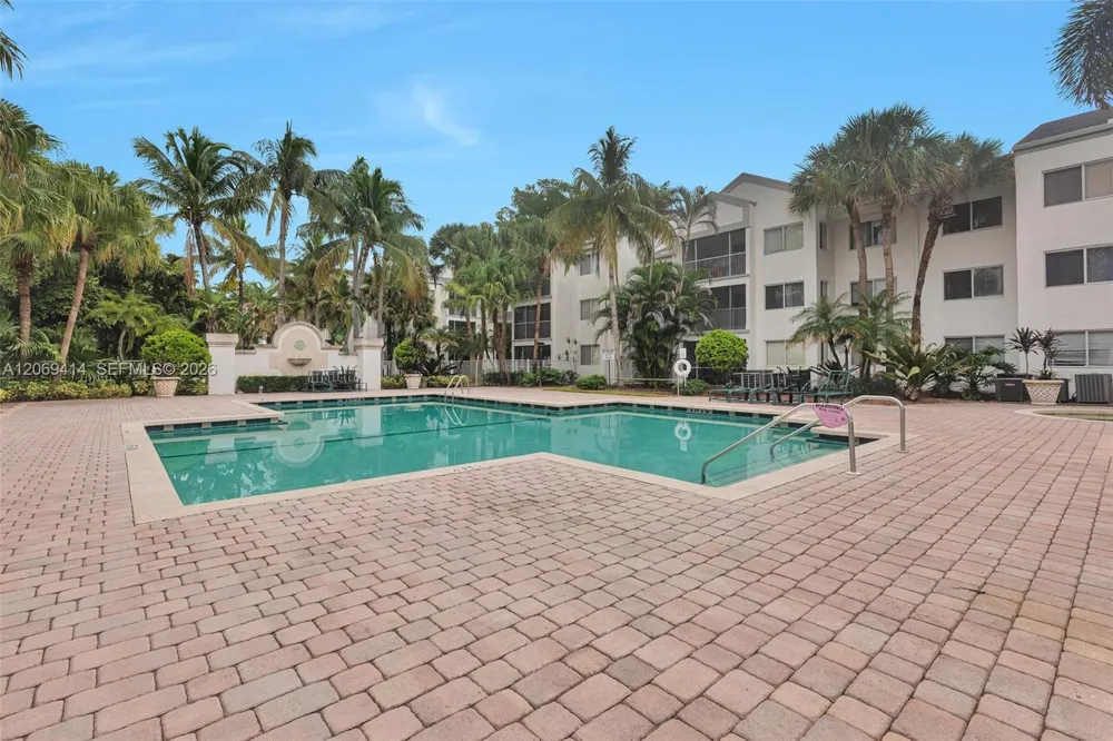 5760 Rock Island Rd #339 Tamarac, FL 33319