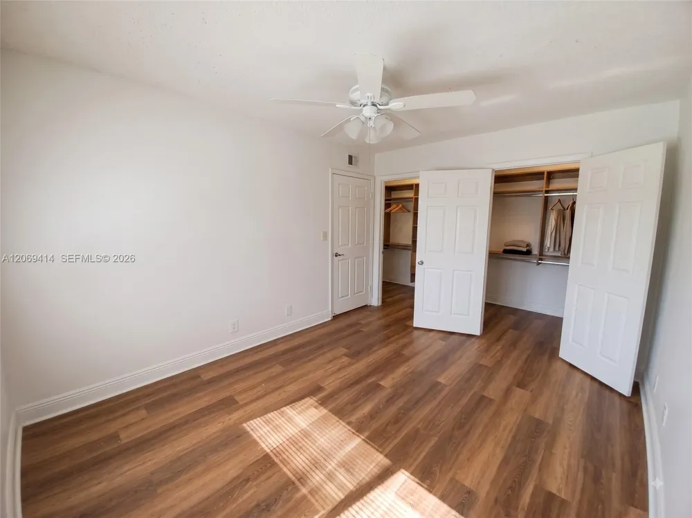 5760 Rock Island Rd #339 Tamarac, FL 33319