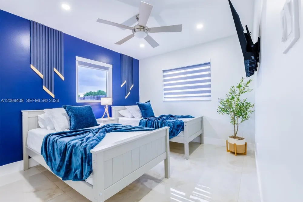 27665 SW 163rd Ave Homestead, FL 33031