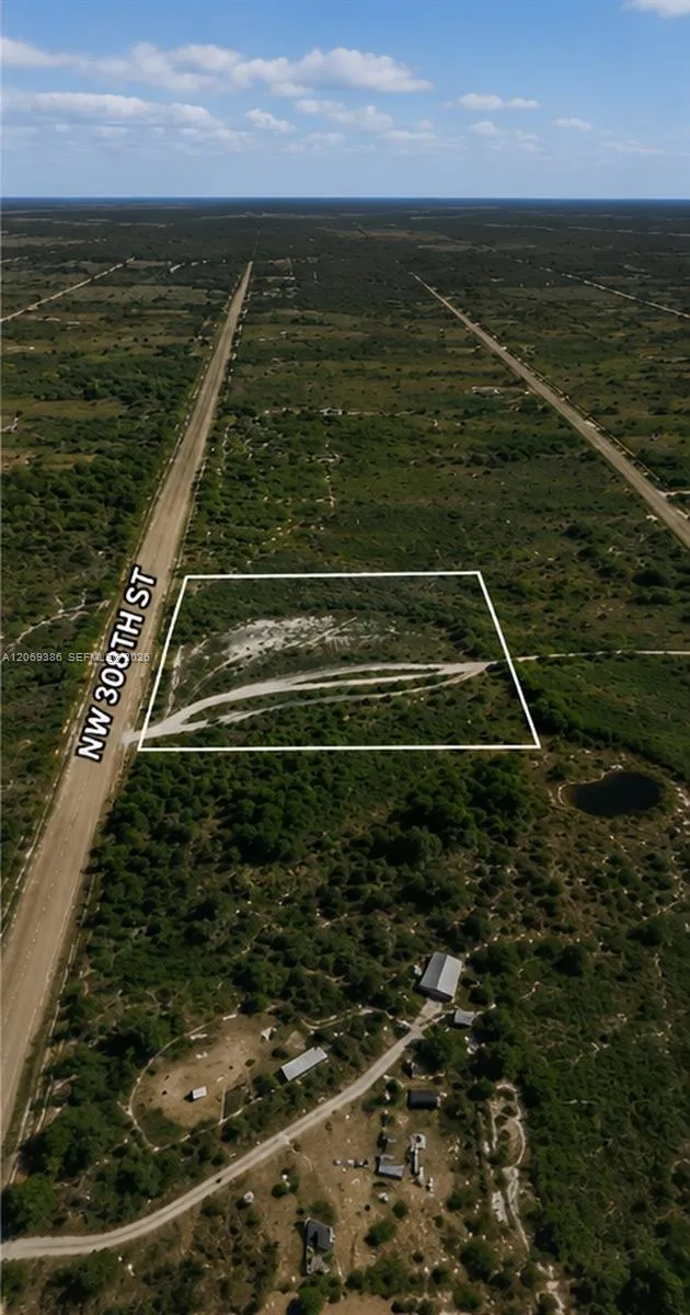 17278 NW 308th St Okeechobee, FL 34972