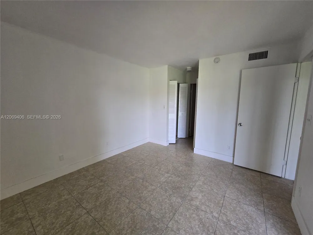 3396 Foxcroft Rd #113 Miramar, FL 33025